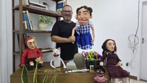 Vagas do curso de confecção de bonecos serão definidos por sorteio público